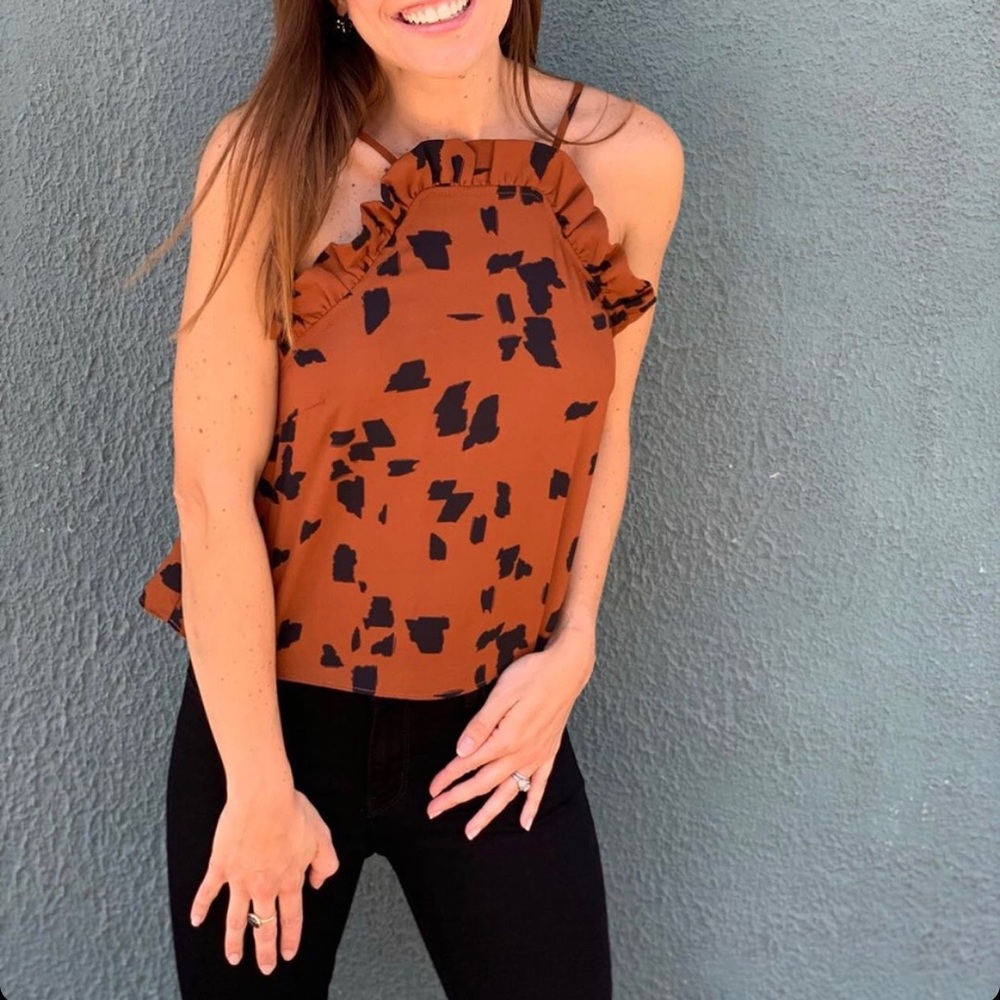 Ruffle Hugh Neck Print Tank